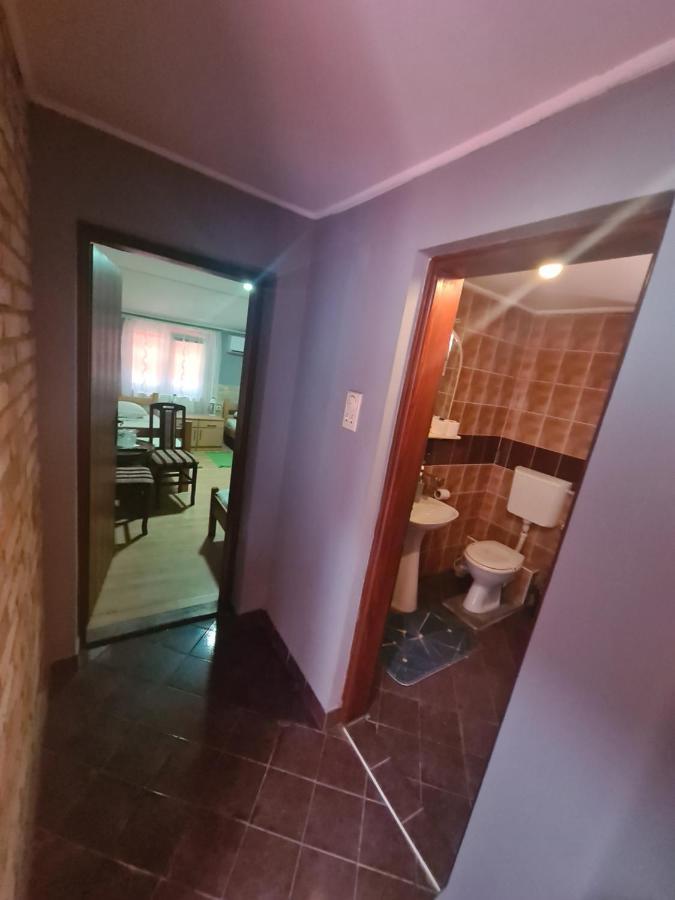 Rooms " Simke " IIスボティツァ エクステリア 写真