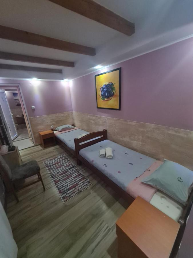 Rooms " Simke " IIスボティツァ エクステリア 写真