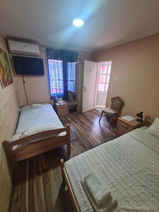 Rooms " Simke " IIスボティツァ エクステリア 写真
